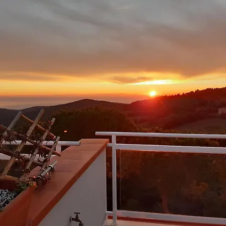 Vista Sulle Isole Dell'arcipelago Toscano Guest house *